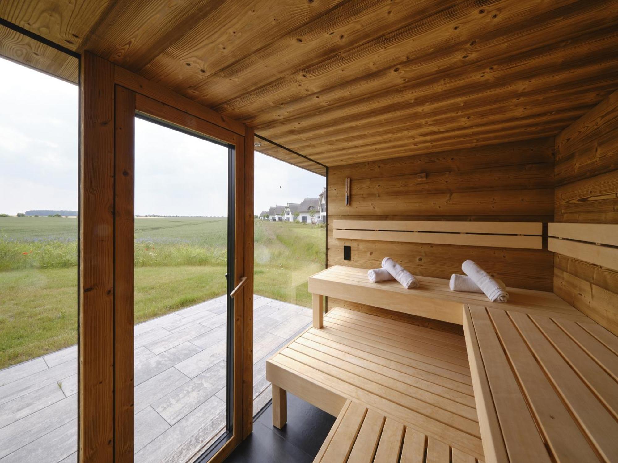 Reetland Am Meer - Luxusplus Reetdachvilla Mit 4 Schlafzimmern, Aussensauna, Loungebereich Und Kamin G07 Dranske Luaran gambar