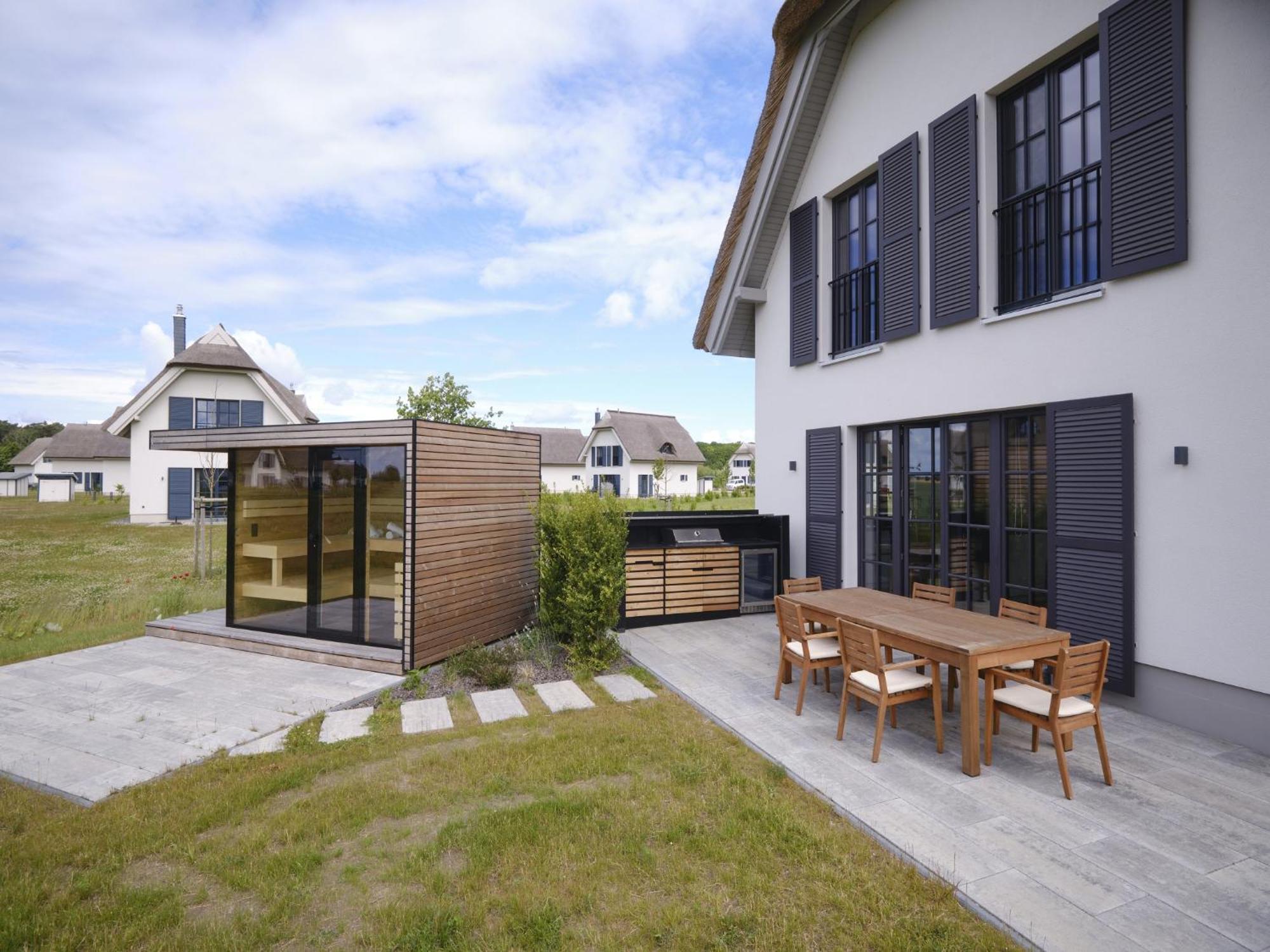 Reetland Am Meer - Luxusplus Reetdachvilla Mit 4 Schlafzimmern, Aussensauna, Loungebereich Und Kamin G07 Dranske Luaran gambar